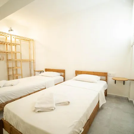 Апартаменты 2br In Oeluedeniz With Large Pool In Quiet Area *