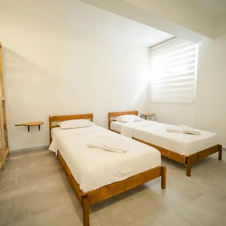 Lägenhet Stylish 2Br Apartment In Oeluedeniz By The Forest With Pool